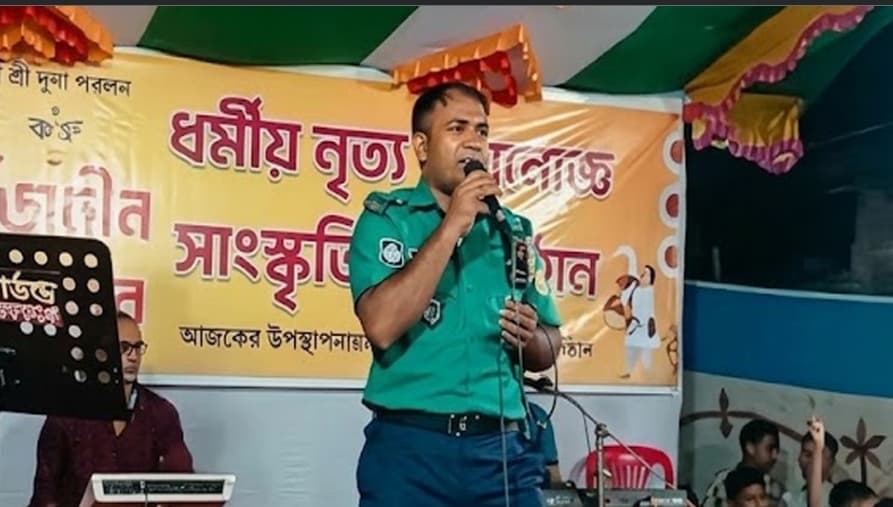 সিলেটে পূজামণ্ডপে নেচে-গেয়ে পুলিশের এএসআই ক্লোজড